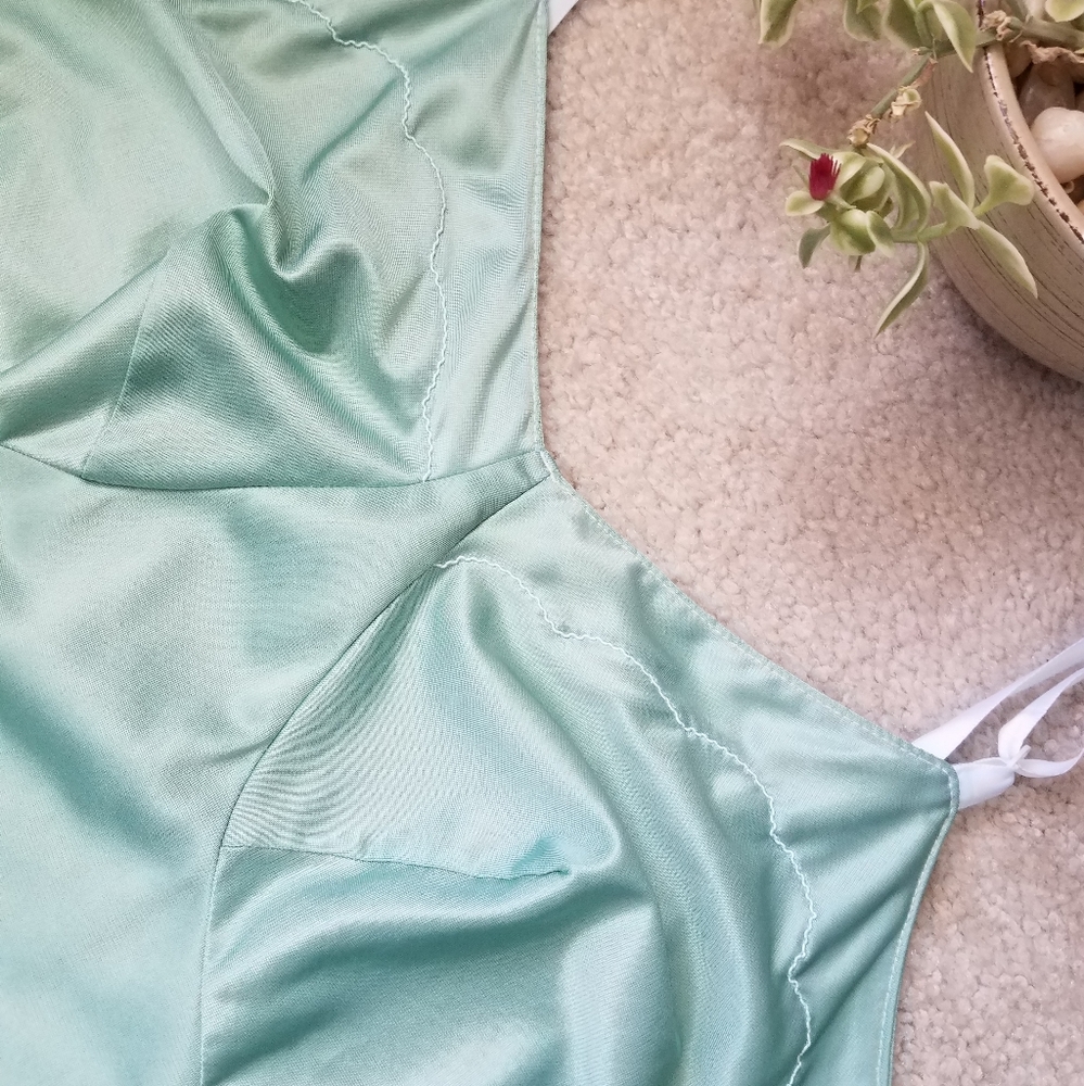 Vintage Hand Dyed Slip - Picture 2 of 5